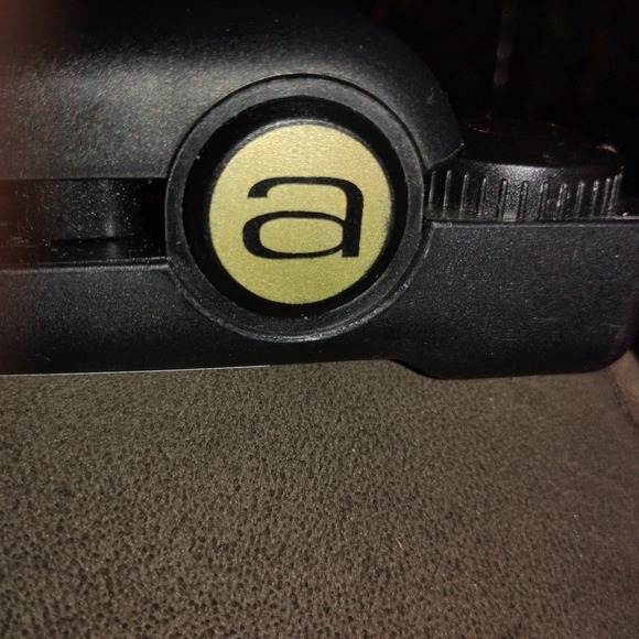 Andis 1" Flat Iron Multi Heat Ceramic High Heat‎ 450ºF Black CSI-1EA Tested Work - Picture 2 of 9